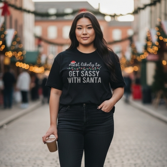 Gildan Tops - Gildan Softstyle 100% Cotton Christmas Graphic Tee “Get Sassy With Santa” Large